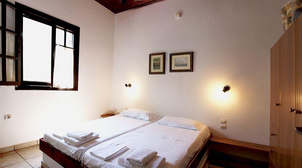 Trikeri Villas Luaran gambar
